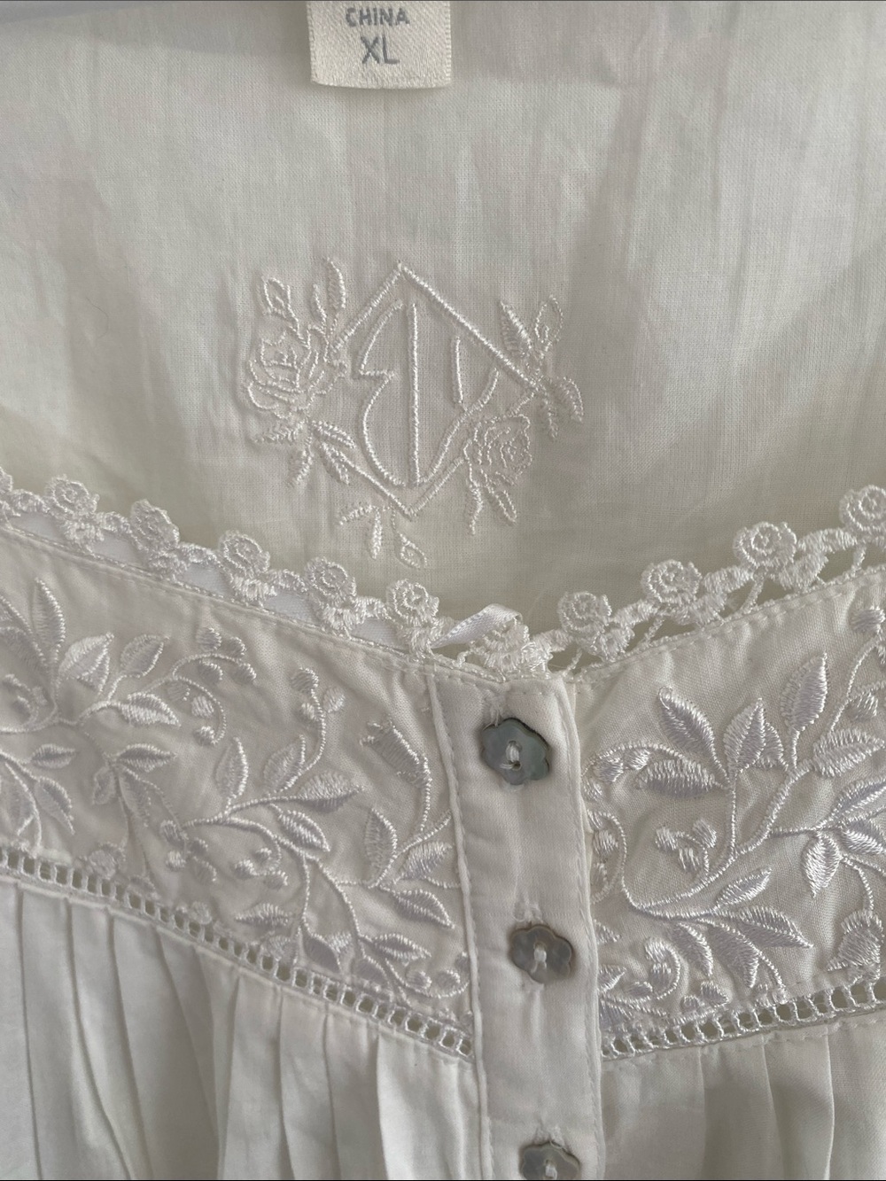 Eileen West Cotton Embroidered Romantic L/S Ballet Button Thro Nightgown Size XL - Picture 2 of 10